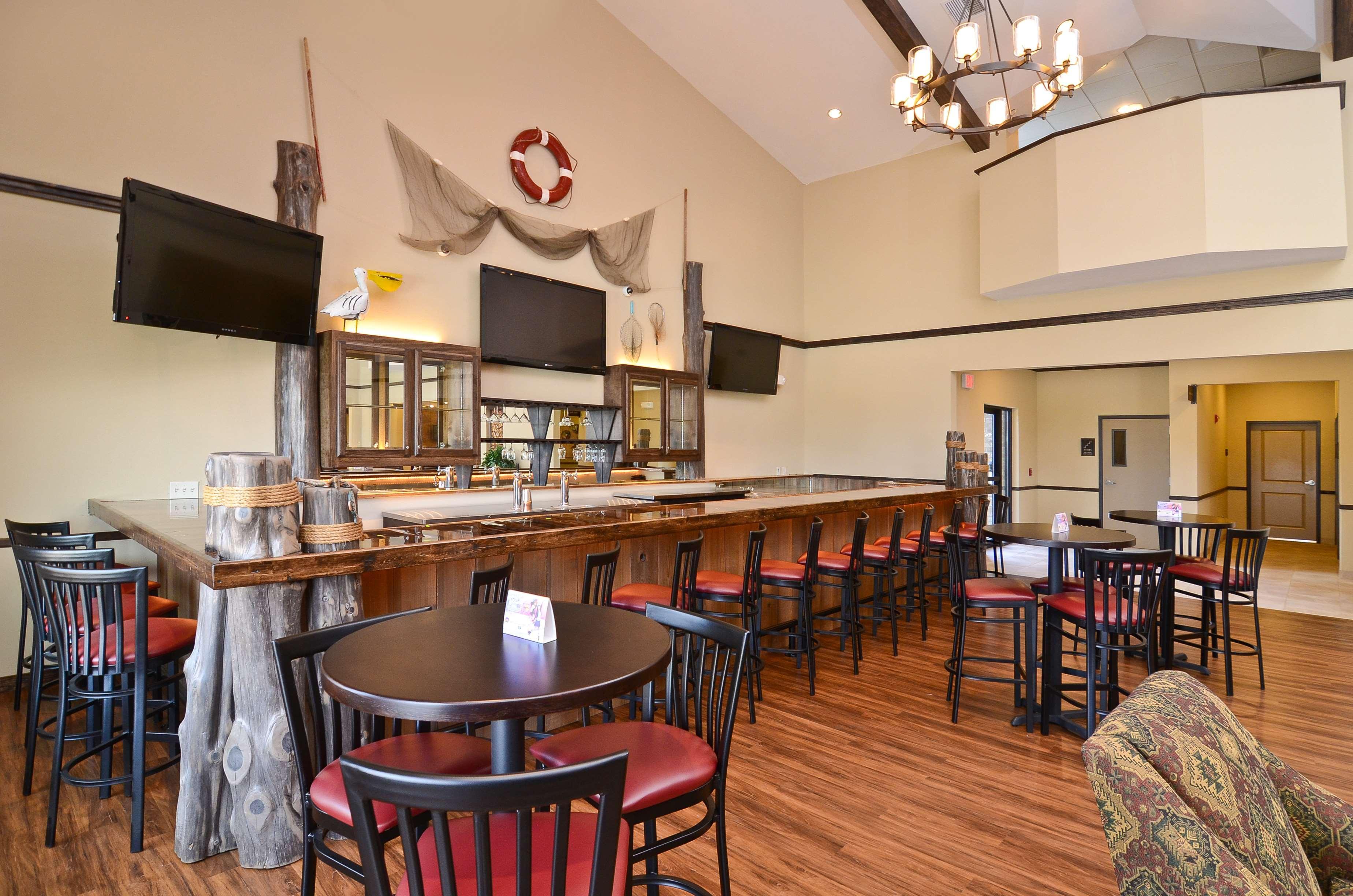 เบสต์ เวสเทิร์น พลัส เอมอรี แอท เลค ฟอร์ค อินน์ แอนด์ สวีท Emory ร้านอาหาร รูปภาพ